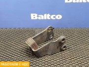 Кронштейн ограничителя хода стабилизатора кабины правый